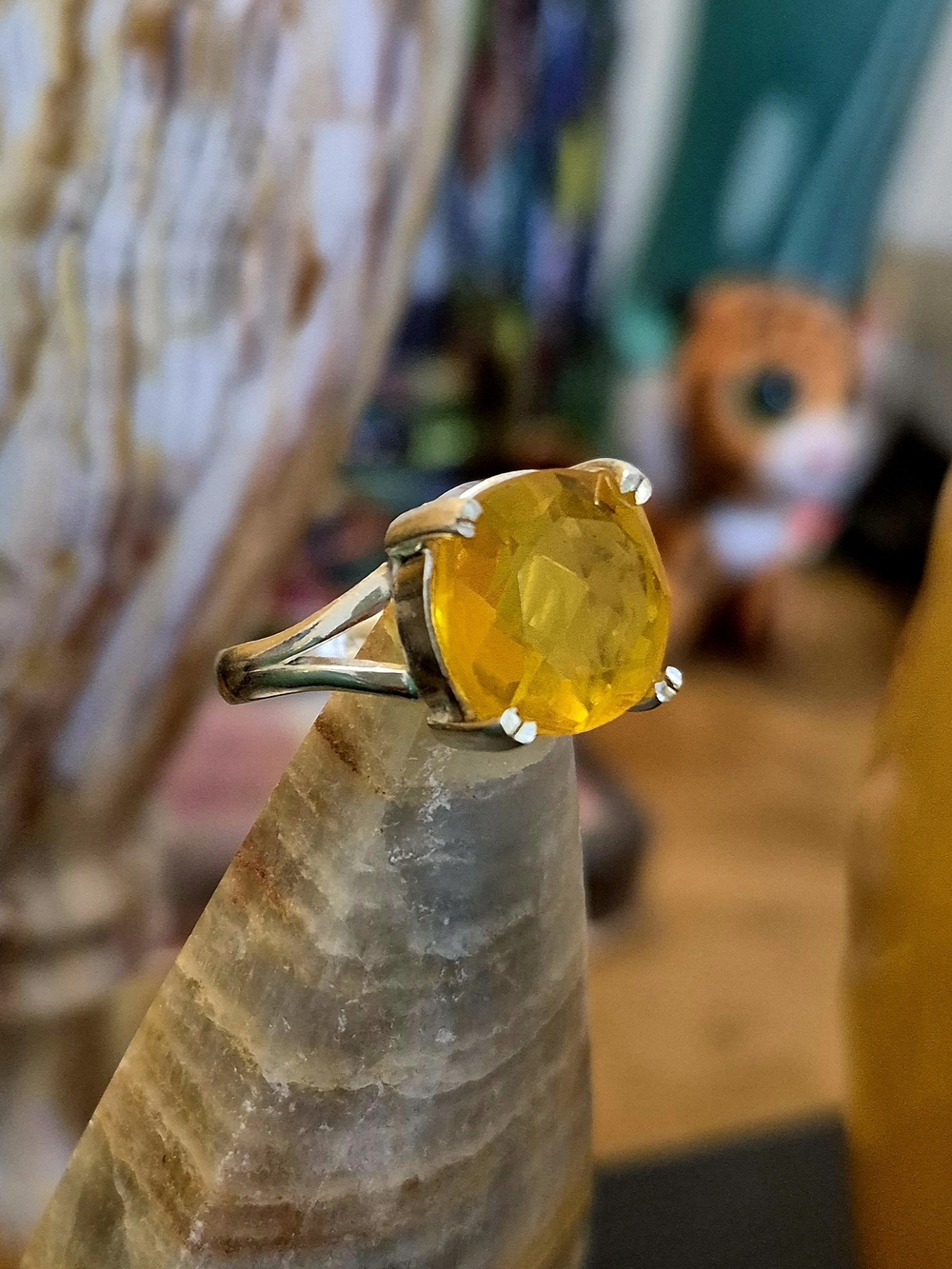 Yellow Genuine Jade Gemstone- 925 Sterling Silver Ring - Elegant Cocktail Ring